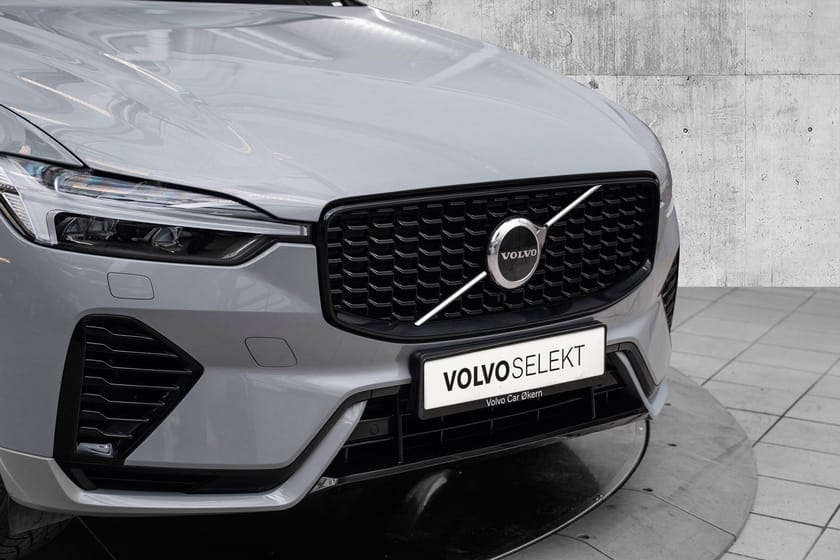 Bilde 3 av Volvo XC60 T8 AWD Plug In Hybrid Plus Dark 456Hk. Hengerfeste!