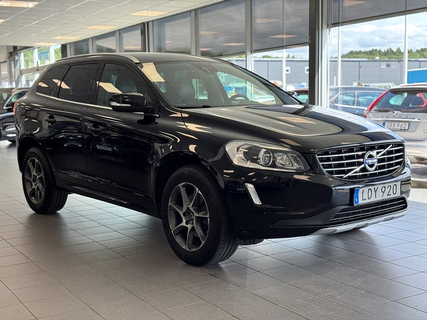 Bild 1 av Volvo XC60 D4 AWD Geartronic Ocean Race Räntekampanj 3,99%