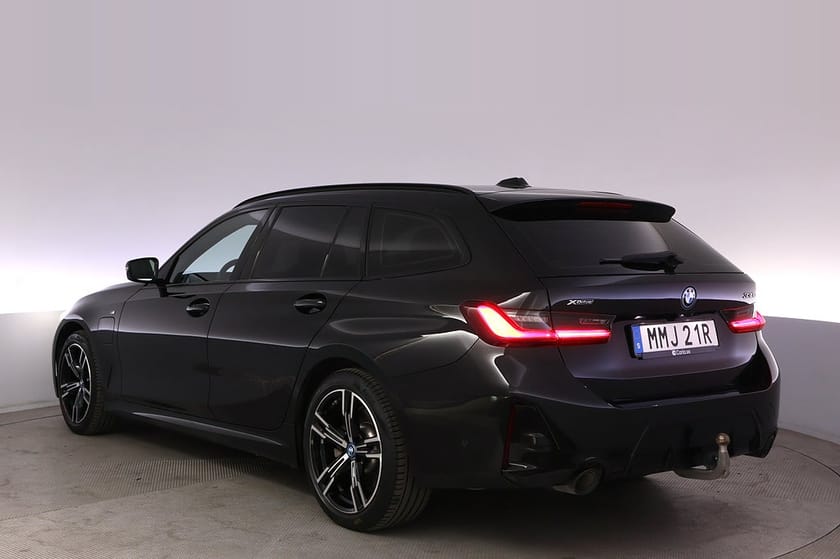 Bild 4 av BMW 330e xDrive Touring M-sport Drag AdapFarth HiFi 4,99%