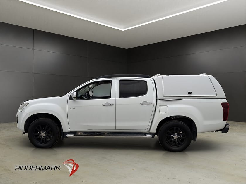 Bild 2 av Isuzu D-Max Crew Cab 1.9 4WD 163hk Dragkrok B-Kamera Skinn Kåpa Moms