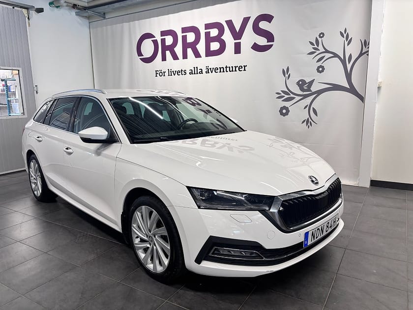 Bild 1 av Škoda Octavia Kombi iV Skoda PHEV 204hk, Style, Drag, Värmare, V-hjul, Elbaklucka