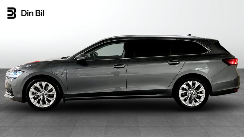 Bild 2 av Škoda Superb iV Kombi