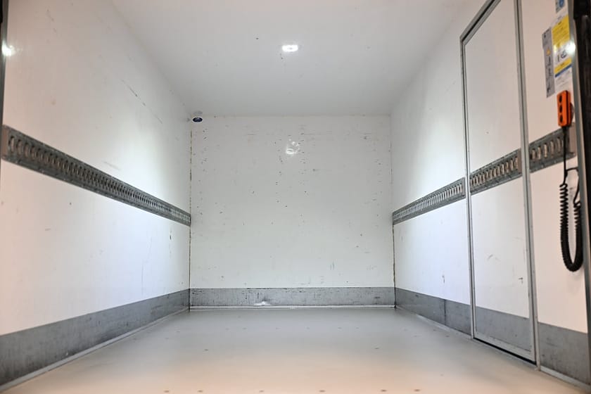 Bild 5 av Iveco Daily 35-140 Chassi Cab 136HK Automat|Volymskåp|BGLyft|Sidodörr|Backkamera|Moms