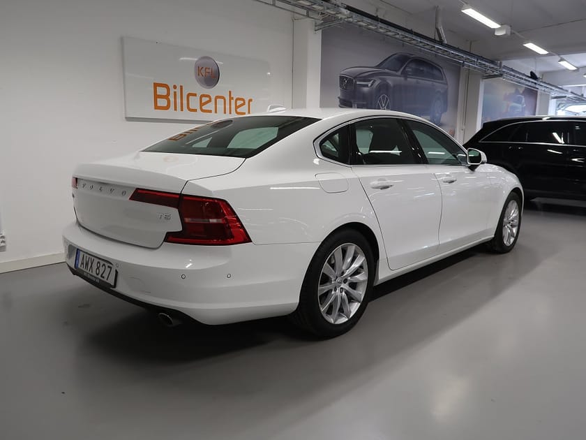 Bild 5 av Volvo S90 T5 V-Däck ingår Navi-BLIS-Värmare-VoC-Pilot-Keyless-Ada