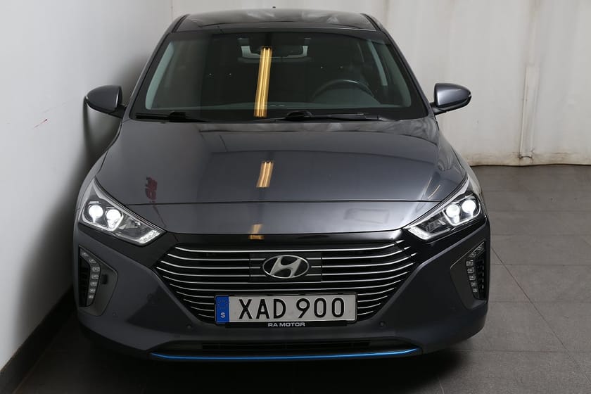 Bild 5 av Hyundai Ioniq Plug-in 1.6 + 8.9 kWh Aut Limited Edition Plus Motorv