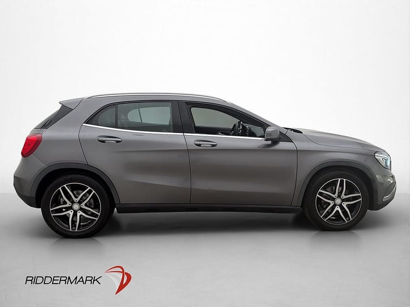 Bild 4 av Mercedes-Benz GLA 200 CDI 4MATIC 4M Progressive Pano Kamera Halvskinn