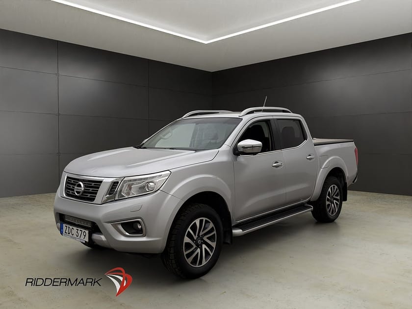 Bild 3 av Nissan Navara Dubbelhytt Tekna 4WD Drag 360° Diff Skinn Taklucka Moms