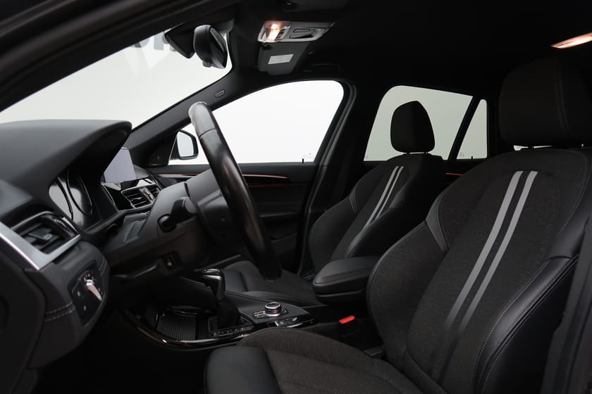 Bild 4 av BMW X1 xDrive25e M-Sport Dragkrok HarmanKardon