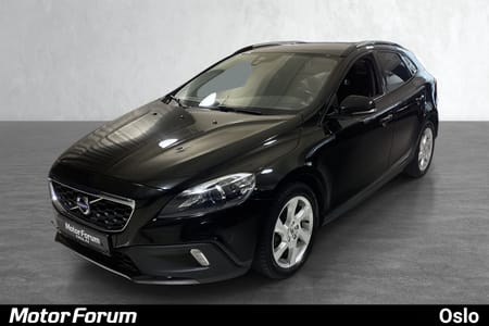 Volvo V40 Cross Country D 2 Summum reg reim og vannpumpe er skiftet servicer