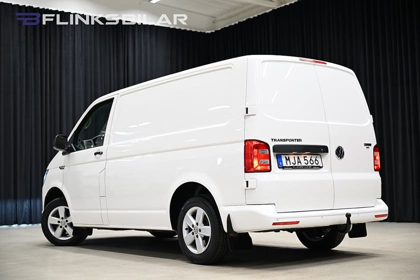 Bild 4 av Volkswagen Transporter 4Motion DSG 150HK Nedlackad|LED|Inredd|NyKamrem|Leasbar