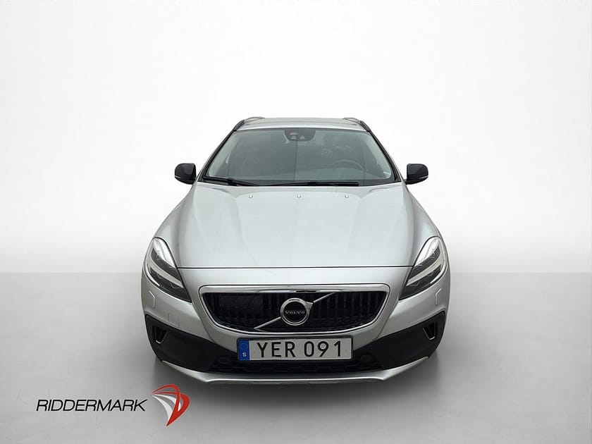 Bild 2 av Volvo V40 Cross Country T5 AWD 245hk Summum Värm Skinn BLIS