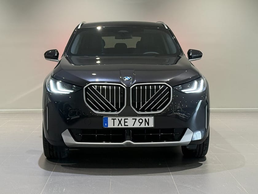 Bild 2 av BMW X3 30e xDrive Innovation Drag AdptFarth HuD H/K 20" Elstol