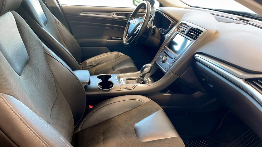 Bild 3 av Ford Mondeo Kombi Titanium Business 2.0 AWD AUT 180hk Drag Värmare