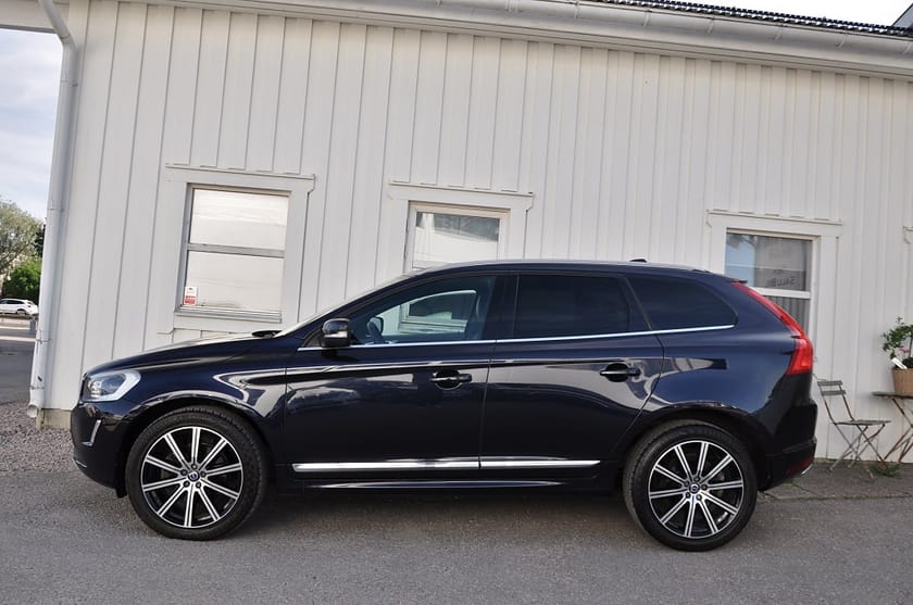 Bild 5 av Volvo XC60 D4 AWD Aut Classic Summum Skinn Drag Voc 20"