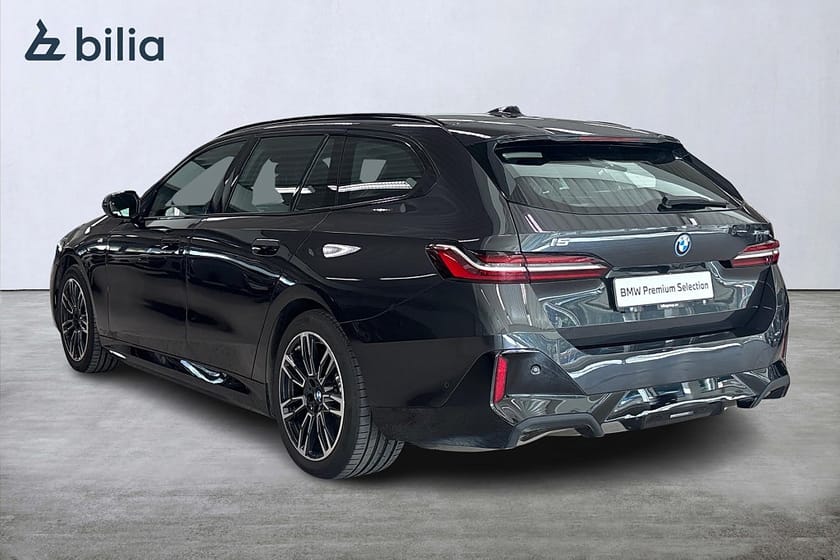 Bild 2 av BMW i5 xDrive40 Touring xDrive 40 M-Sport | Drag | Komfortstolar | H&K