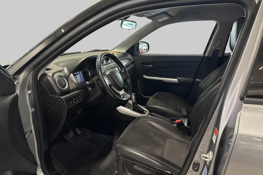 Bilde 5 av Suzuki Vitara Allgrip 4x4 - Hengerfeste - Takstativ - NY EU!