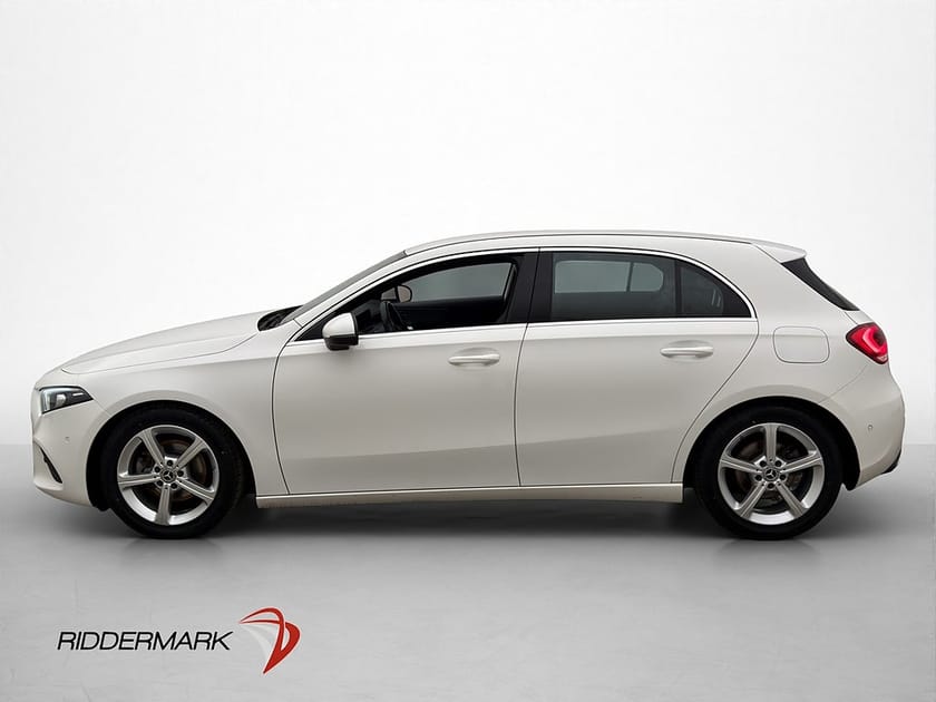 Bild 2 av Mercedes-Benz A 180 d 116hk Base Kamera Navi 0,42l/mil