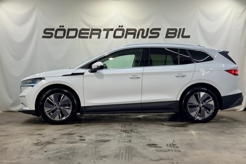 Bild 3 av Škoda Enyaq iV 80x AWD DRAG KAMERA VPUMP ELSTOL MOMSBIL