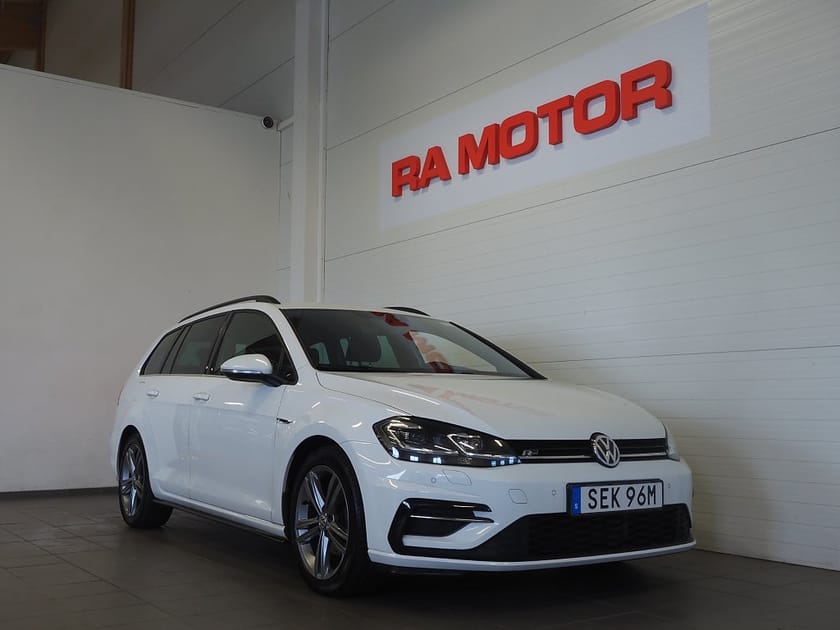 Bild 3 av Volkswagen Golf Sportscombi SC 1.5 TSI GT R-Line Cockpit Drag P-Värm B-Kam