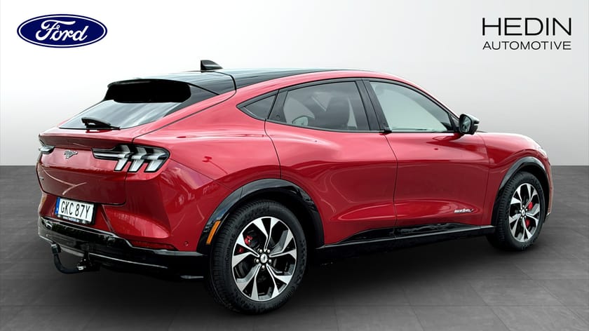 Bild 2 av Ford Mustang Mach-E Long Range AWD | 351hk