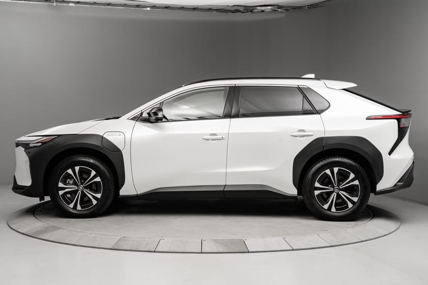 Bilde 2 av Toyota bZ4X AWD Executive