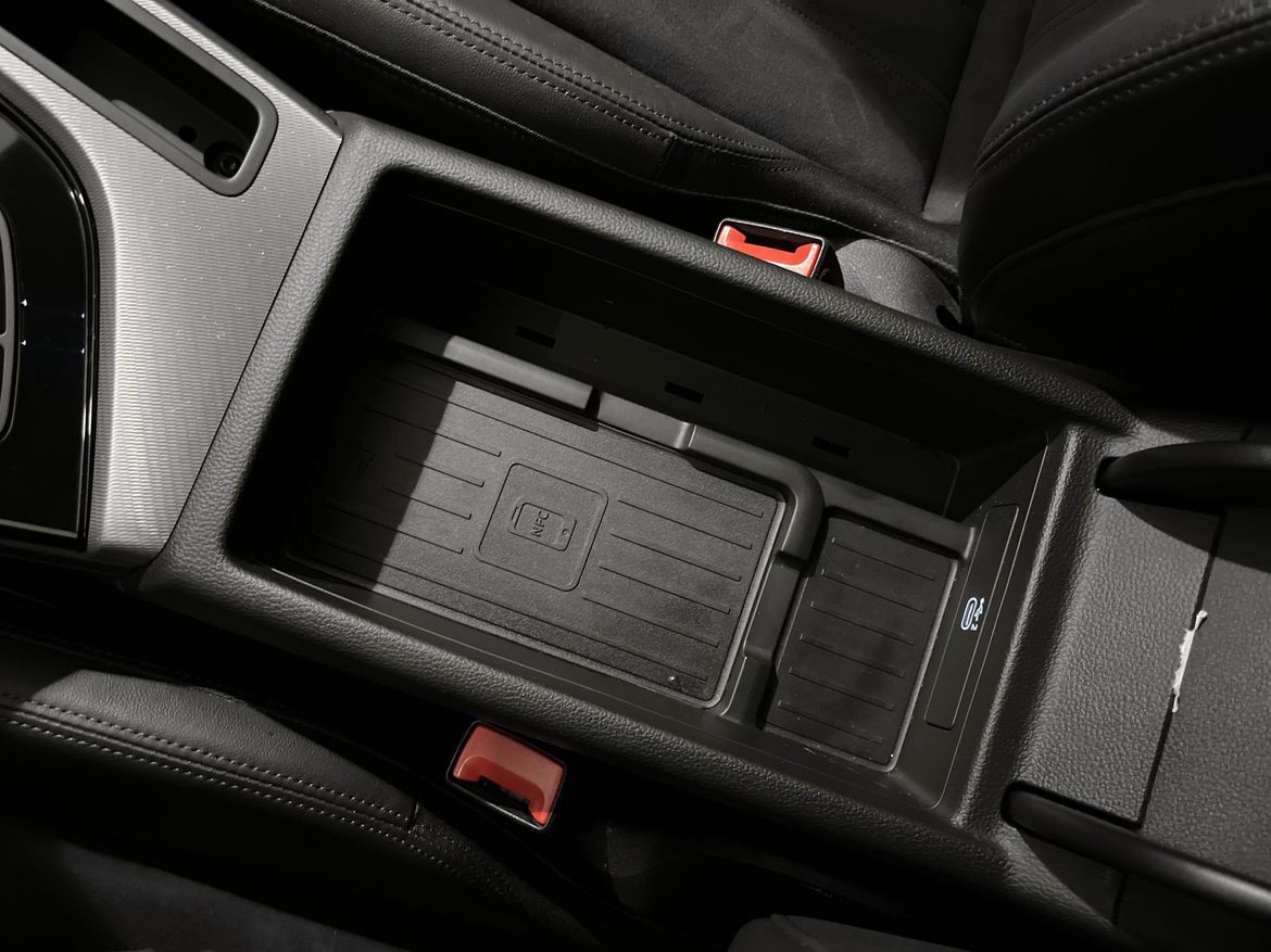 Audi A4 2023 - miniatyr 23