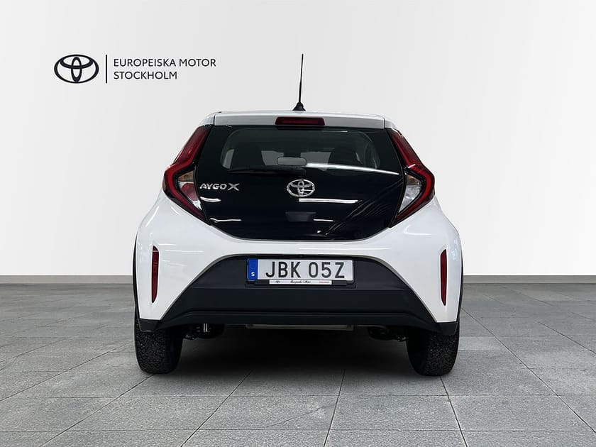 Bild 4 av Toyota Aygo X 1,0 MAN / PLAY / V-HJUL / Garanti
