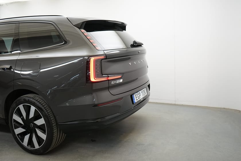 Bild 3 av Volvo EX90 Twin Motor Performance 7-seater Ultra 7sätes, Navigation, Taklucka, Panoramaglastak ej öppnb, Baklucka elmanövrerad