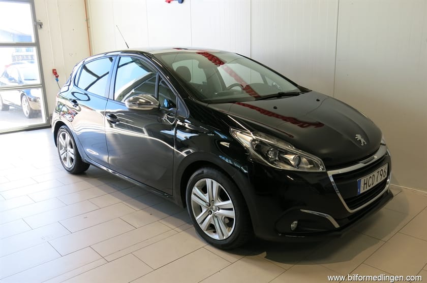 Bild 5 av Peugeot 208 1.2 82hk Style Panorama V-Hjul