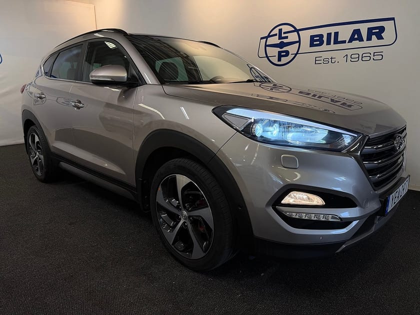 Bild 1 av Hyundai Tucson 1.6 T-GDI AWD 177hk | Panorama/ Drag/ Elstolar/ 1 Ägare
