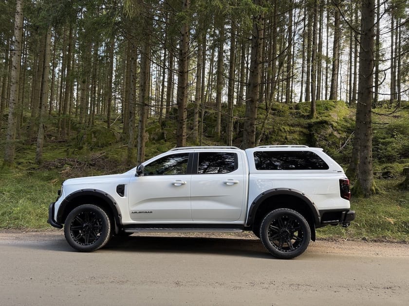 Bild 2 av Ford Ranger PHEV HEDIN EDITION #3