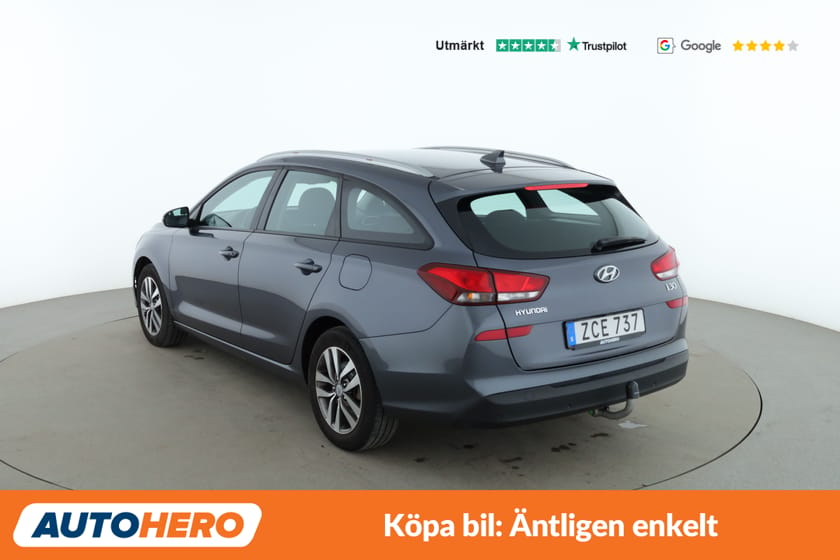 Bild 3 av Hyundai i30 Kombi 1.4 Trend / CarPlay, Rattvärme, Kamera, Drag