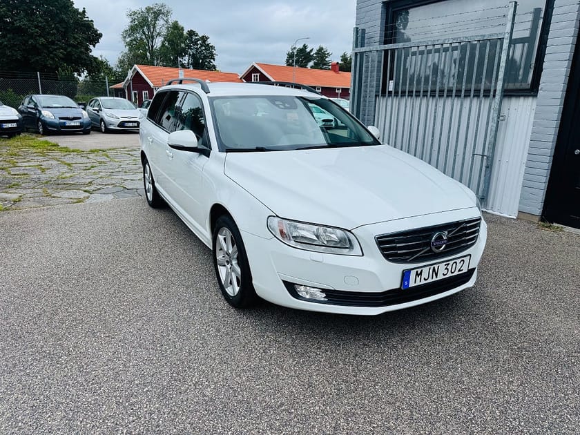 Bild 1 av Volvo V70 D3 150HK CLASSIC / DRAG / VÄRMARE