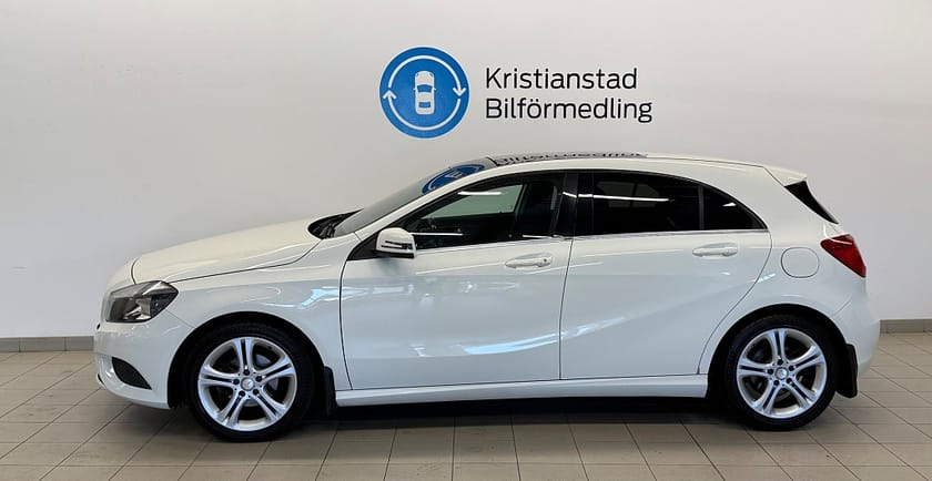 Bild 3 av Mercedes-Benz A 180 CDI Urban Panoramasoltak, Delläderklädsel, Drag