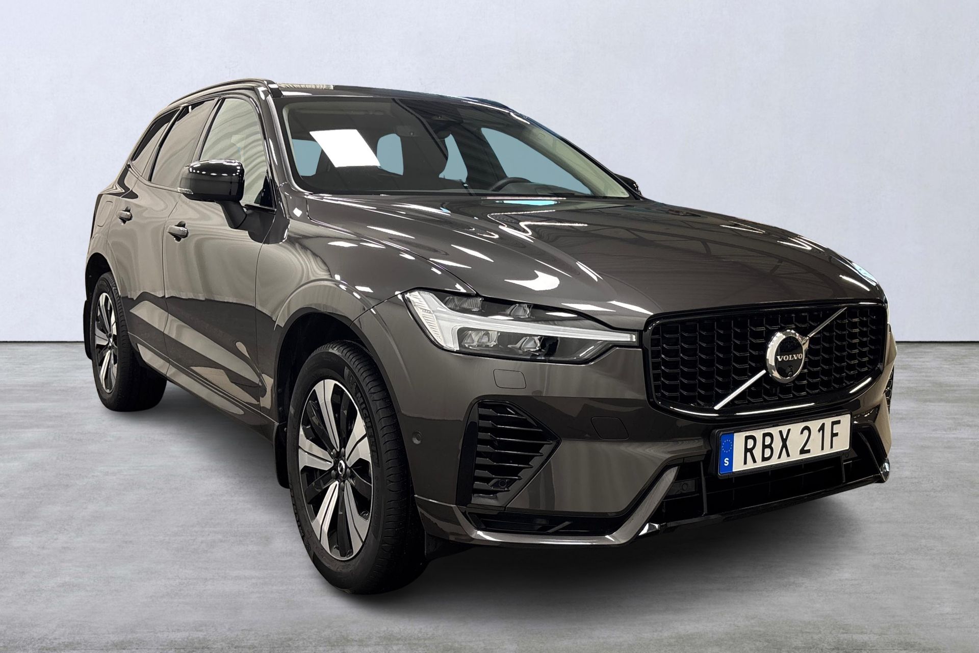 Volvo XC60 T6 Plus Dark Nordic Edition 2025, bild 6/10