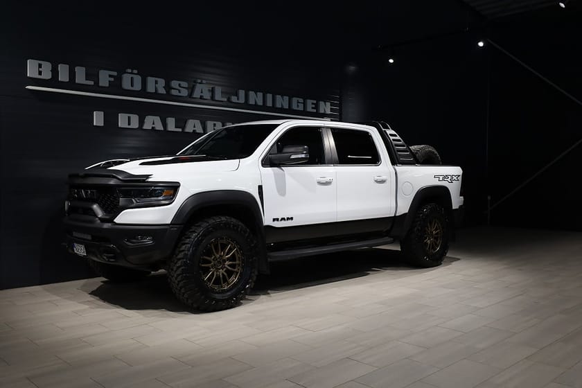 Bild 1 av RAM 1500 TRX Dodge 6.2L V8 Supercharged 711hk LÅG SKATT!