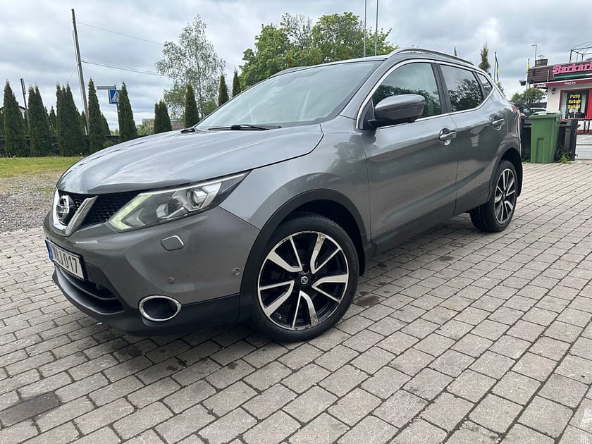 Bild 1 av Nissan Qashqai 1.2 DIG-T XTRONIC-CVT Euro 6/Glastak/Ett års garanti