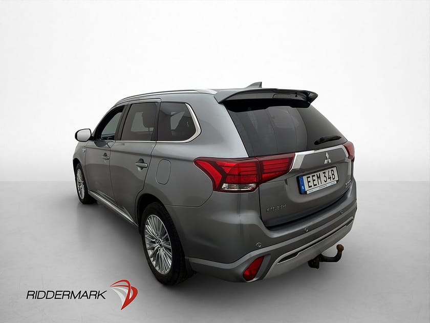Bild 5 av Mitsubishi Outlander PHEV 224hk Business Drag Kamera Läder