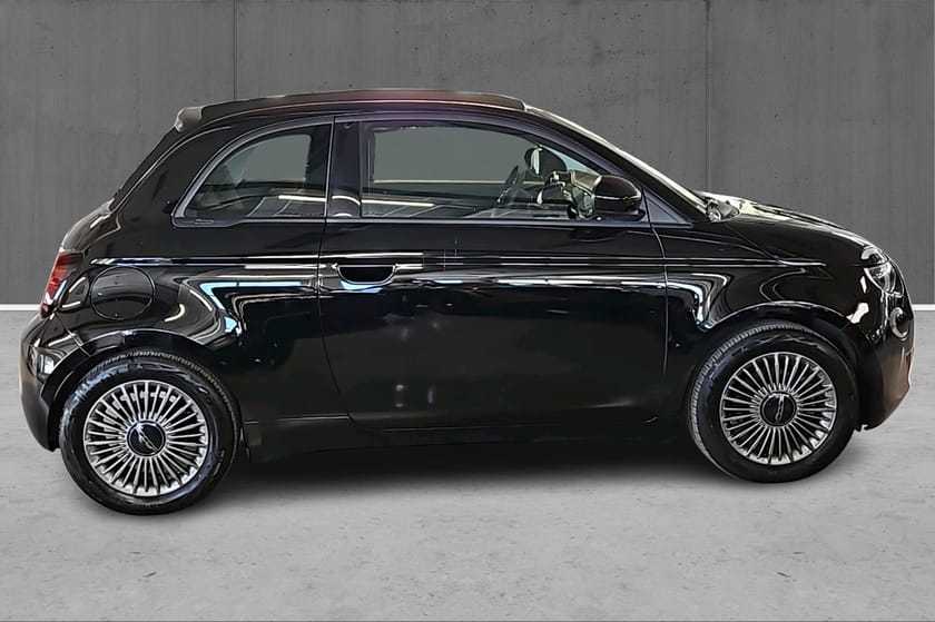 Bilde 4 av Fiat 500Ce Electric Cabriolet!