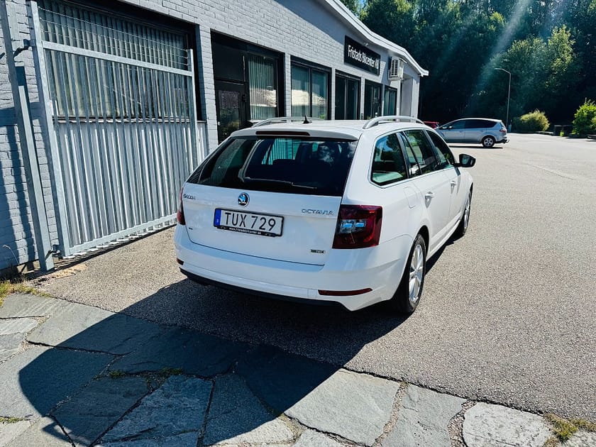Bild 3 av Škoda Octavia Kombi Skoda 1.4 TSI 110HK G-TEC DSG / DRAG / VÄRMARE