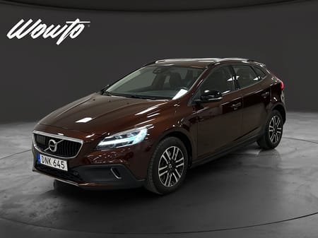 Volvo V40 Cross Country D3 150HK Plus /Värmare /Navi