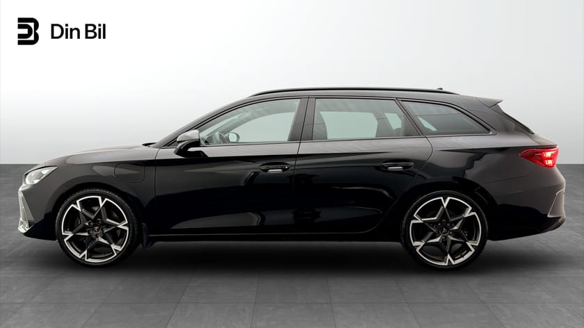 Bild 2 av CUPRA Leon Sportstourer VZ e-Hybrid 1.5 272 hk DSG / Drag