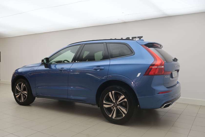 Bild 3 av Volvo XC60 T8 AWD Recharge R-Design T/Pano/360K