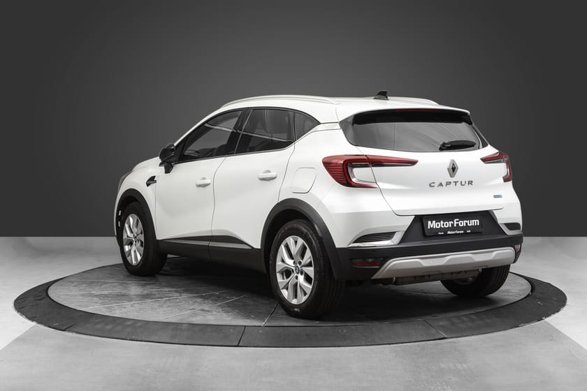 Bilde 4 av Renault Captur E-TECH Plugin-Hybrid 160 PLUG-IN HYBRID / DRIVER ASSIST PAKKE