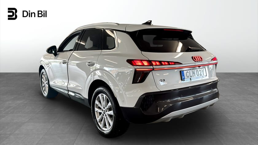 Bild 3 av Audi Q3 TFSI 150 HK, Alpinpaket, Rattvärme, Backkamera