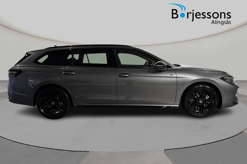 Bild 2 av Volkswagen Passat Sportscombi 2.0 TDI 193 DSG7 4M R-LINE