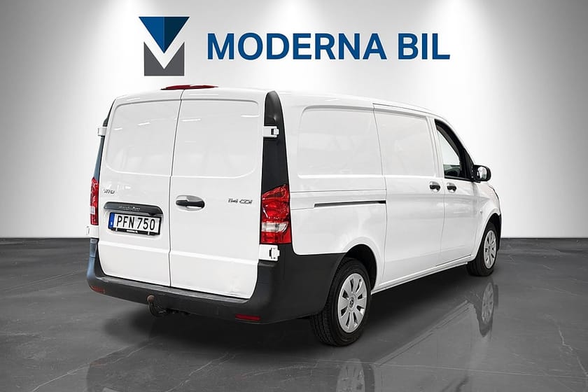 Bild 5 av Mercedes-Benz Vito 114 CDI 2.8t 136hk 9G Lång Moms B-kam Drag D-värm Nyservad