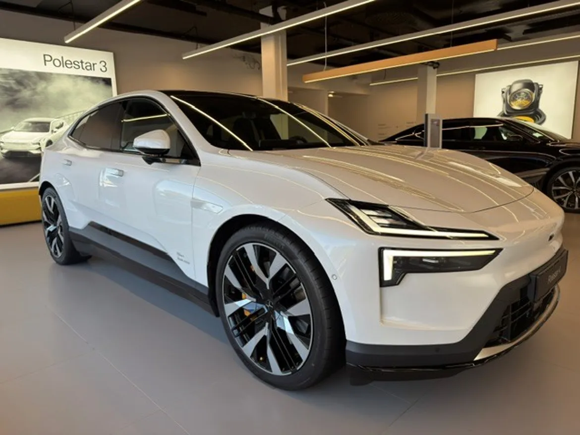 Polestar 4 Long Range Dual Motor