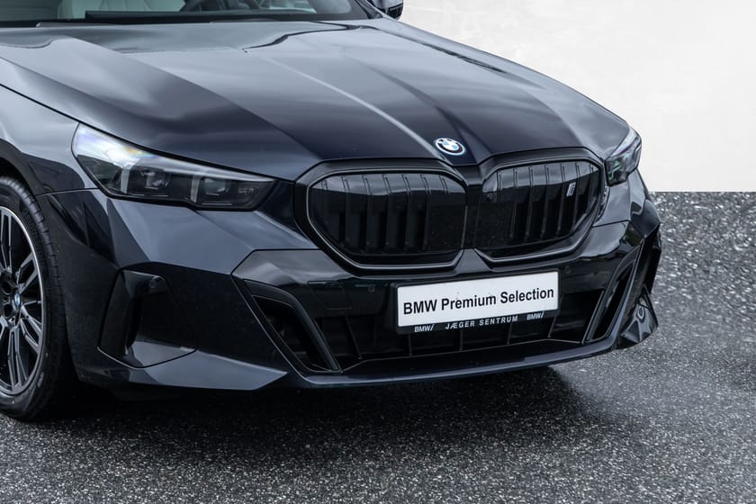 Bilde 2 av BMW i5 xDrive40 Touring M SportPro Pano B/W Krok ACC