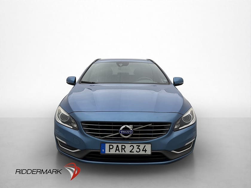 Bild 2 av Volvo V60 D3 136hk Momentum Värmare Farthållare Dragkrok
